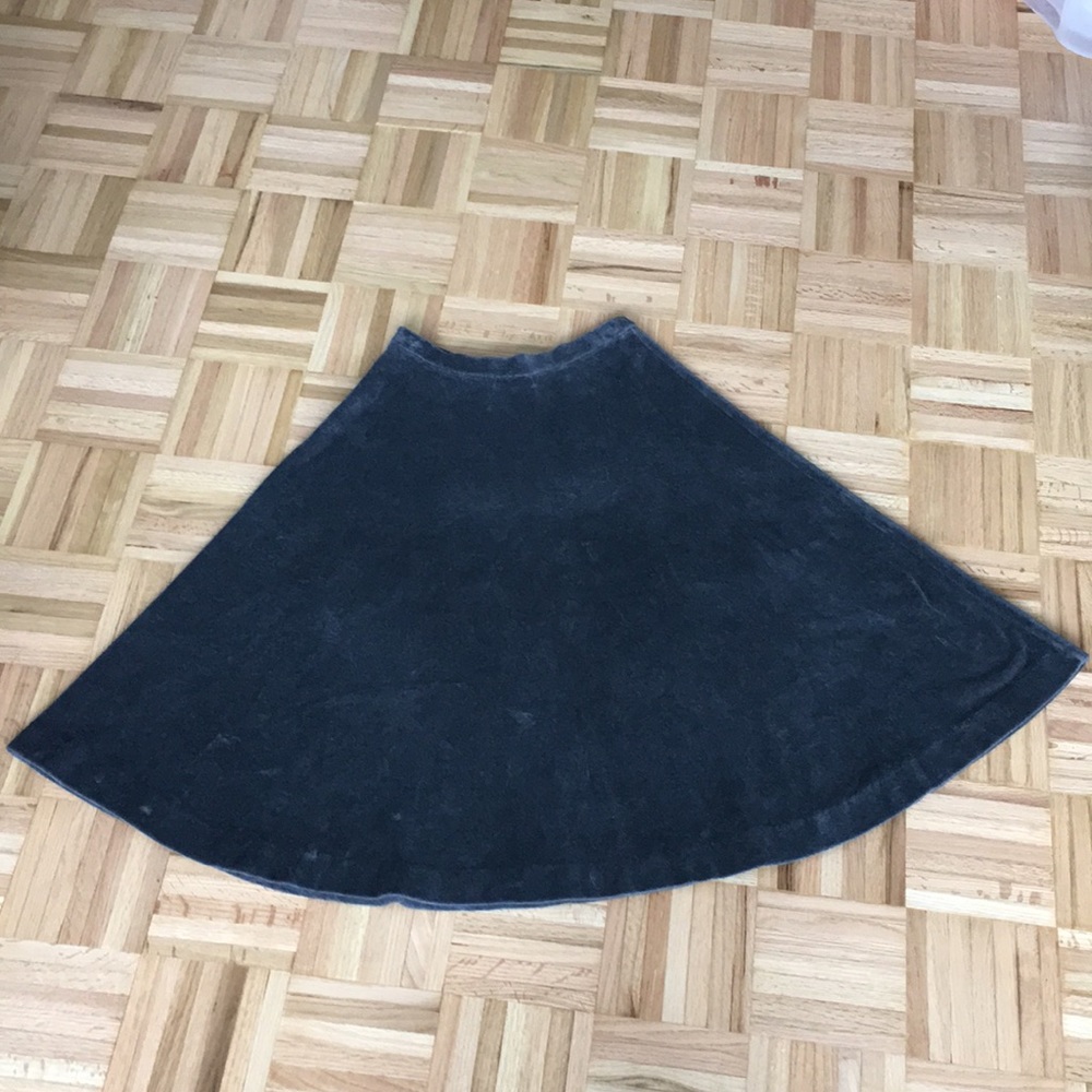 Le Mont St. Michel Mid-length Skirt